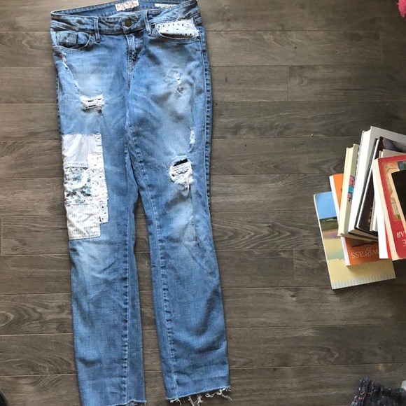 Guess Distressed Patchwork Skinny Jean - Picture 2 of 4